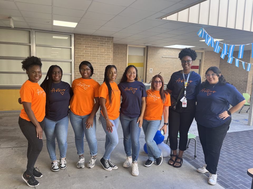 qnjones_j's tweet photo. The 4th grade team is still rocking with the Astros! ⚾️💫 Bringing that same championship energy into the classroom every day! 📚💪 #4thGradeStrong #AstrosPride #GoStros 🧡💙 @DunnES_AISD https://t.co/gGaOe6DVFl