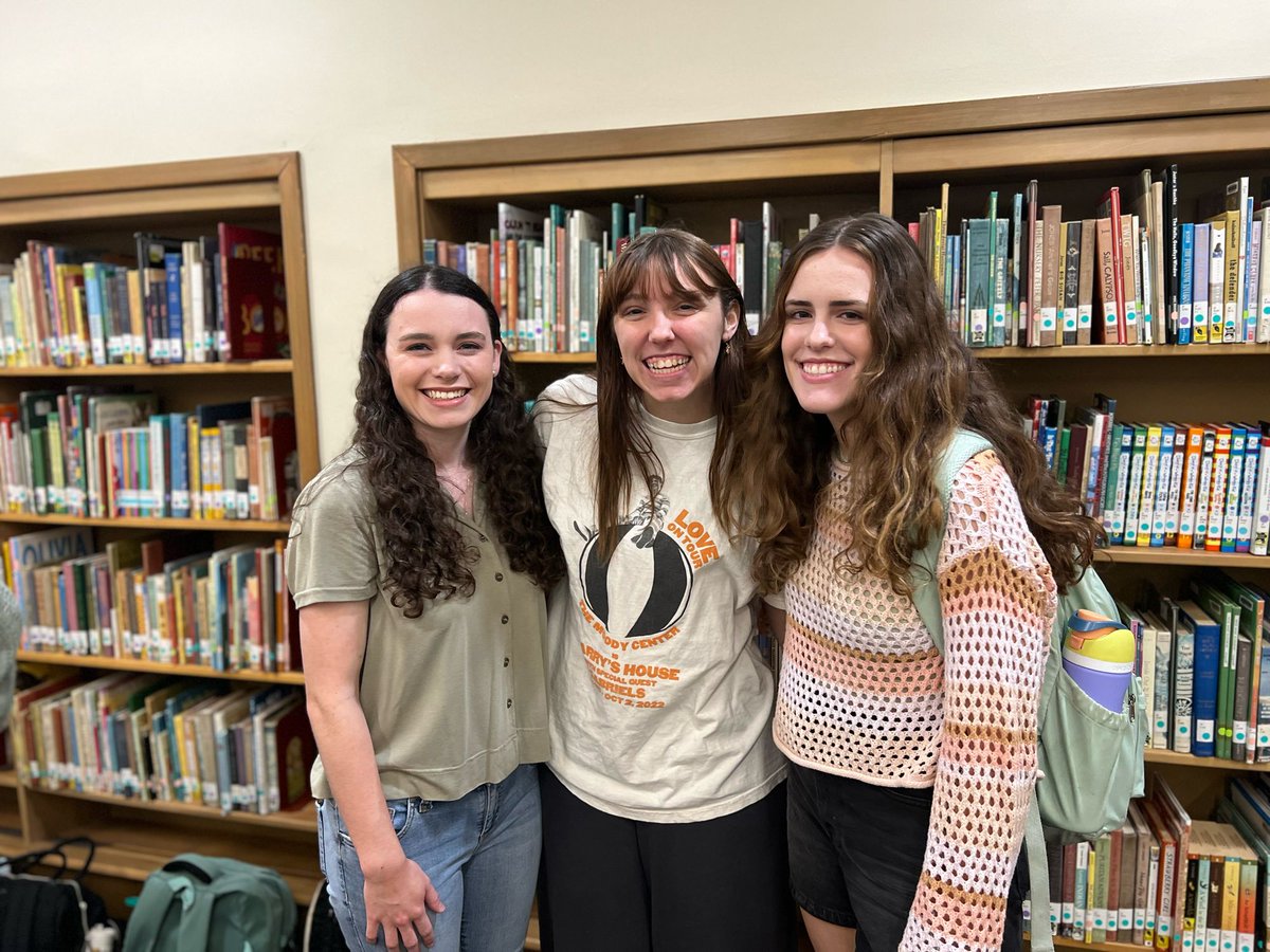 Library_LC's tweet image. Sigma Tau Delta and The Inklings held “Fall in Love with a Book” Cultural Credit today in the library and it was a hit!