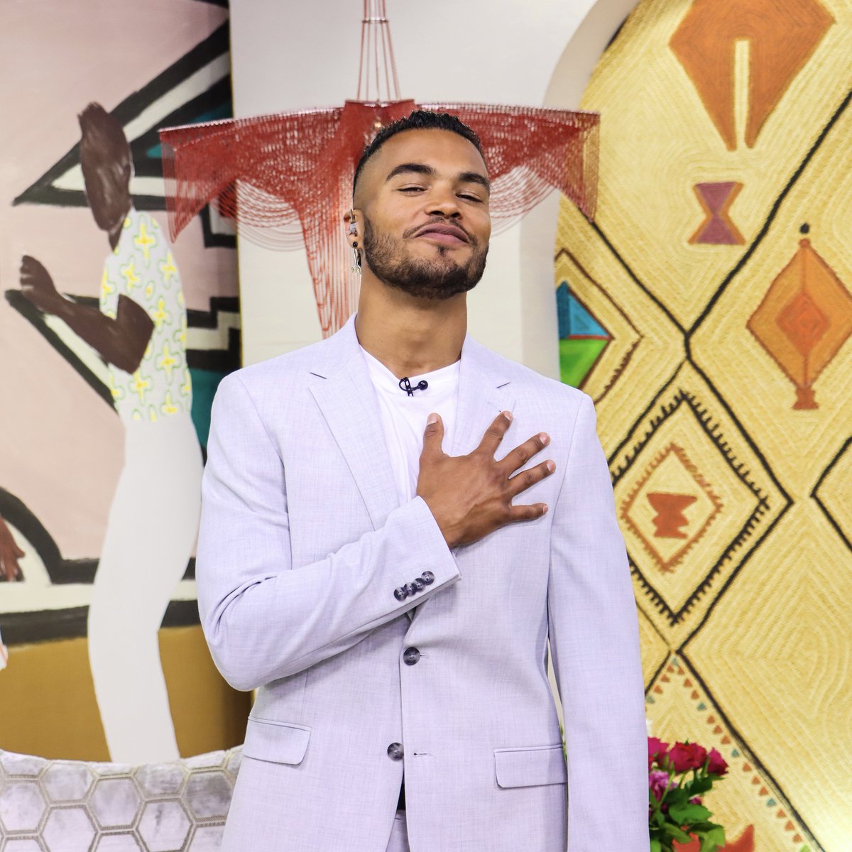 expressoshow's tweet photo. WIN R1 500 daily this Hopetober with Adcock Ingram OTC, @SponsorsOfBrave 💛 To enter tell us what your message of hope is for South Africa? Make sure to incl. #Hopetober &amp; #SponsorsOfBrave! 
Ts&amp;Cs: https://t.co/9dheRddTJp #ExpressoShow https://t.co/0Xom3v7Cq9