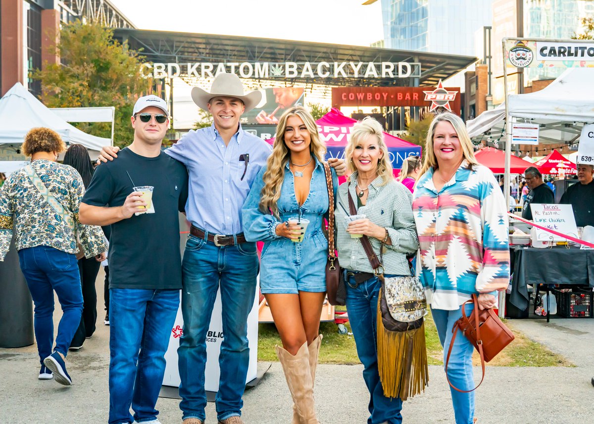 Texas Live! tweet media