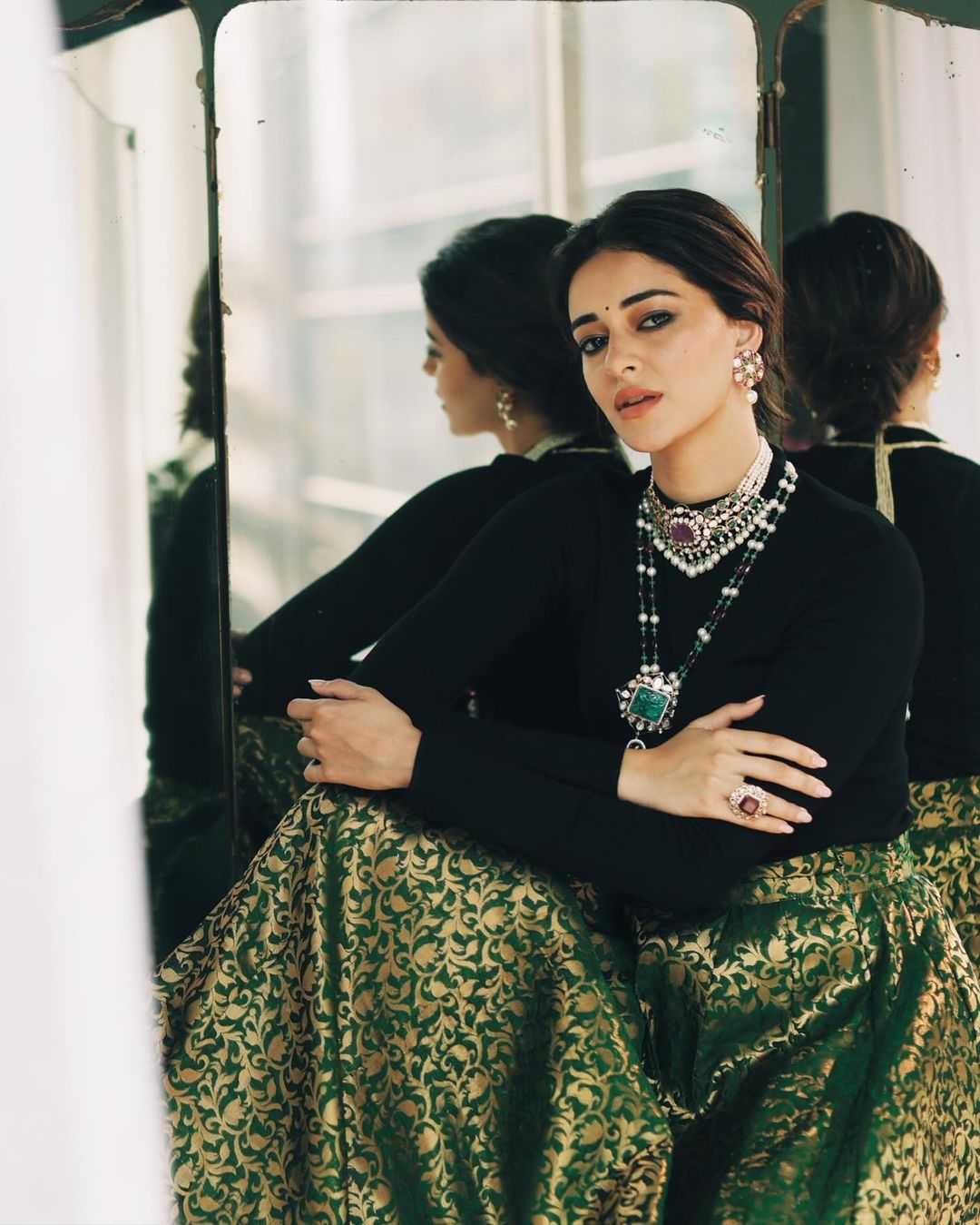 GY_FdYPbAAI0FnM?format=jpg&name=large