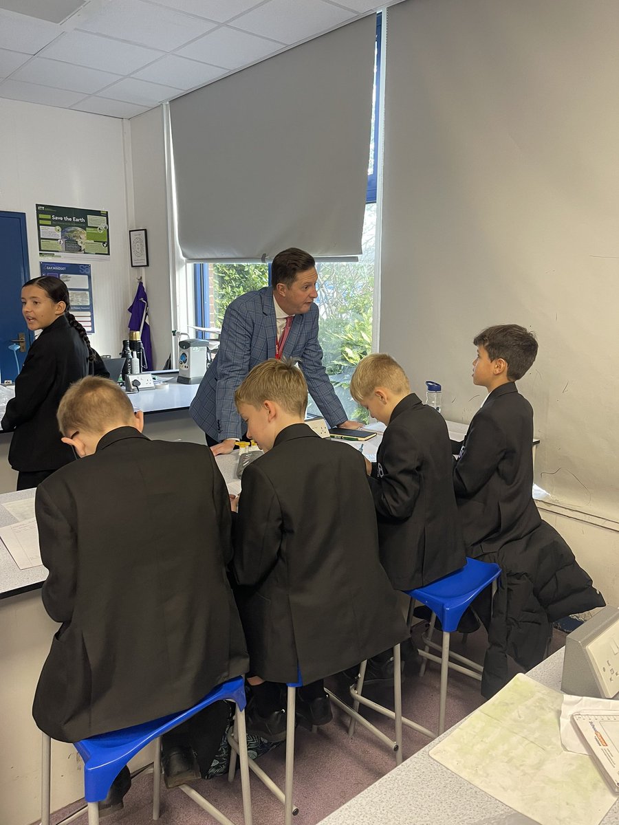 Great to meet our new local MP and parent today <a href="/SouthAxholme1/">South Axholme</a> <a href="/LeePitcherMP/">Lee Pitcher MP</a>. Discussing all things education and politics!