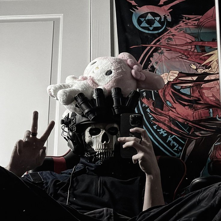 𝐄𝐃𝐌𝐔𝐍𝐃 (@edmundg_) on Twitter photo 