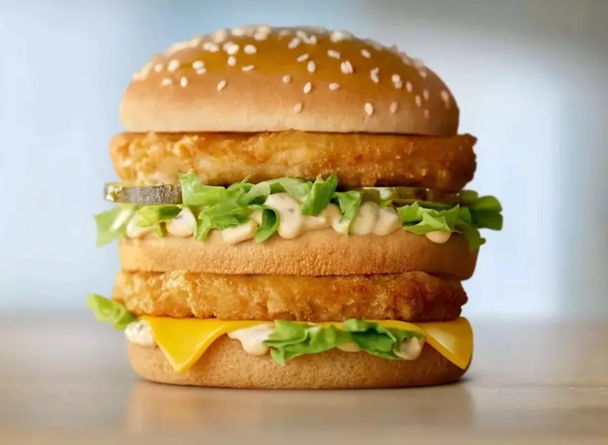 It’s OFFICIAL <a href="/McDonalds/">McDonald's</a> Is Bringing the Chicken BIG MAC to The US For The First Time on October 10th!