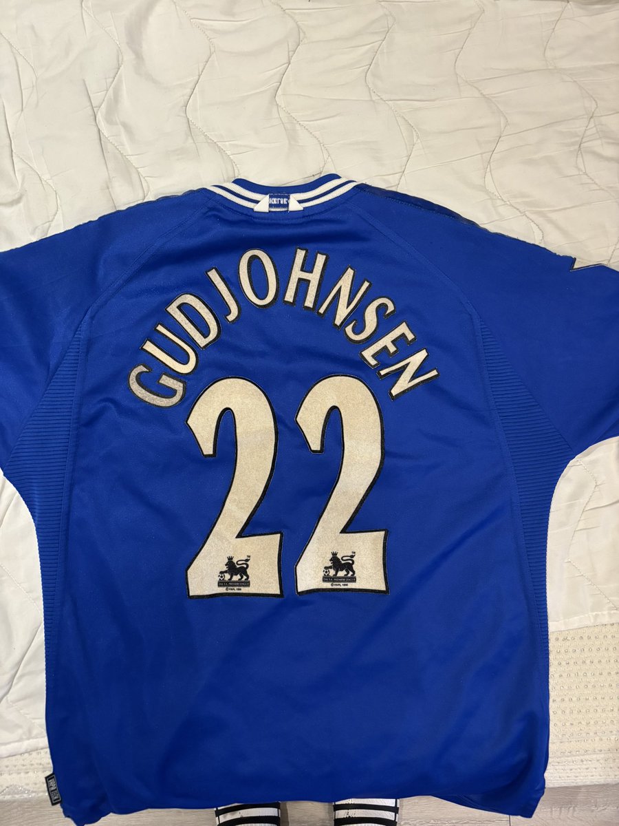 Ástæðan afhverju ég byrjaði að halda með Chelsea. Verður tryllt að sjá þetta eftirnarfn á Stamford Bridge aftur!