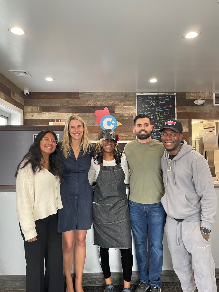 This week, it was great to visit Karsten Kragh, co-owner of Cwispy Chkn, and his team to discuss how business is going and learn more about the high-quality cooking process of their delicious products.

Make sure to check them out at 72 Magee Avenue!