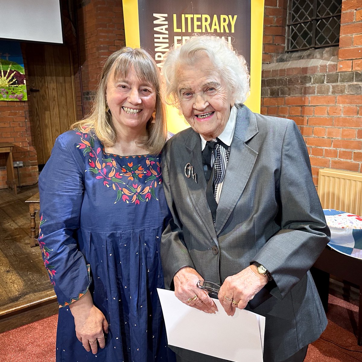 FarnhamLitFest's tweet photo. October 3rd is National Poetry Day so hereโs a reminder about Farnham Poetry Competition 2024 ๐
The competition attracted more than 120 entries from across the country, all writing on the theme of Friendship ๐๏ธ
Results: https://t.co/d6gisjWE4B
#farnhamlitfest #poetry https://t.co/CjInQqpfE4
