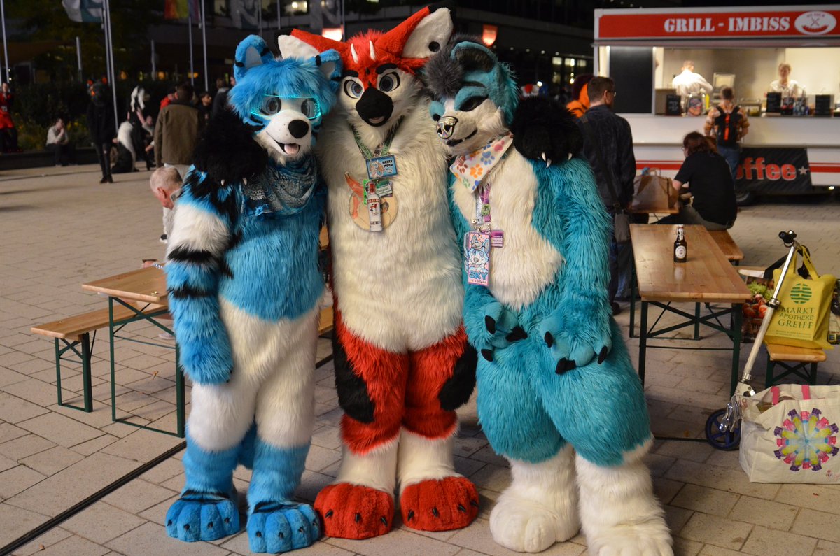 Vuk🔜NFC/2Dance (@vwusky) on Twitter photo Here are some more cuties I met during #EF28 😊 Unfortunately I didn't get all their names. Feel free to tag them if you know them~ Really happy that I was able to met you all~ 🤗🩵
📸 <a href="/lupus_taurus/">LupusTaurusAD🔜TFI🏝🌴</a>
<a href="/SkytheHusky3/">Sky the Husky🇩🇪 🔜 ?</a> <a href="/FoxFoxxly/">Foxxly the Fox</a> <a href="/CometPaka/">cometpaka.bsky.social @AWO</a> @DaquanDerg Here are some more cuties I met during #EF28 😊 Unfortunately I didn't get all their names. Feel free to tag them if you know them~ Really happy that I was able to met you all~ 🤗🩵
📸 <a href="/lupus_taurus/">LupusTaurusAD🔜TFI🏝🌴</a>
<a href="/SkytheHusky3/">Sky the Husky🇩🇪 🔜 ?</a> <a href="/FoxFoxxly/">Foxxly the Fox</a> <a href="/CometPaka/">cometpaka.bsky.social @AWO</a> @DaquanDerg