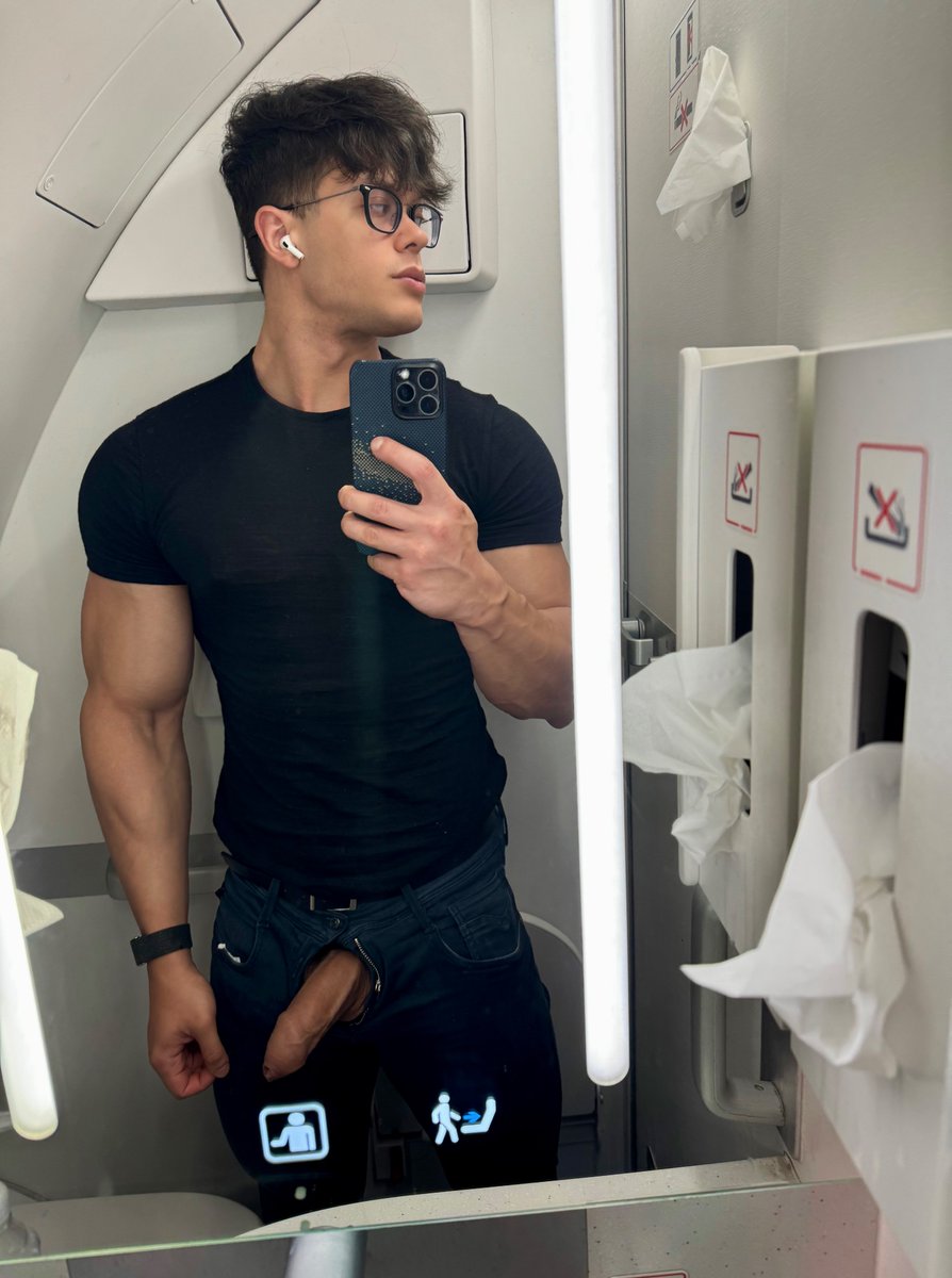 Andorr_of's tweet photo. RT if you would travel with me😛 https://t.co/hO7Y2MyBYC