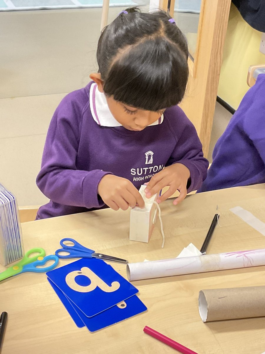 SuttonHighEYFS's tweet image. Our creative team was hard at work today. A Sutton High girl is fiercely independent. @SuttonHighGirls @PSHeadSutton @GSAUK @SuttonHighGirls @ABCMagazineUK @Apple