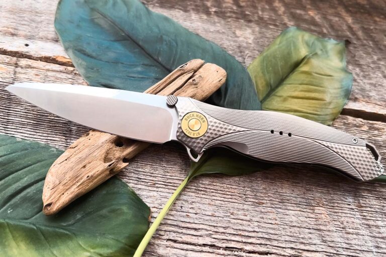 BladeMagazine's tweet photo. Discover the pinnacle of craftsmanship in our Buckhorn reviewβthe Collaboration Knife of the Year has set the bar! https://t.co/WFOy07BknL #BuckhornExcellence #KnifeOfTheYear ππͺ #CuttingEdgeCraftsmanship https://t.co/dGV1pHhrpQ