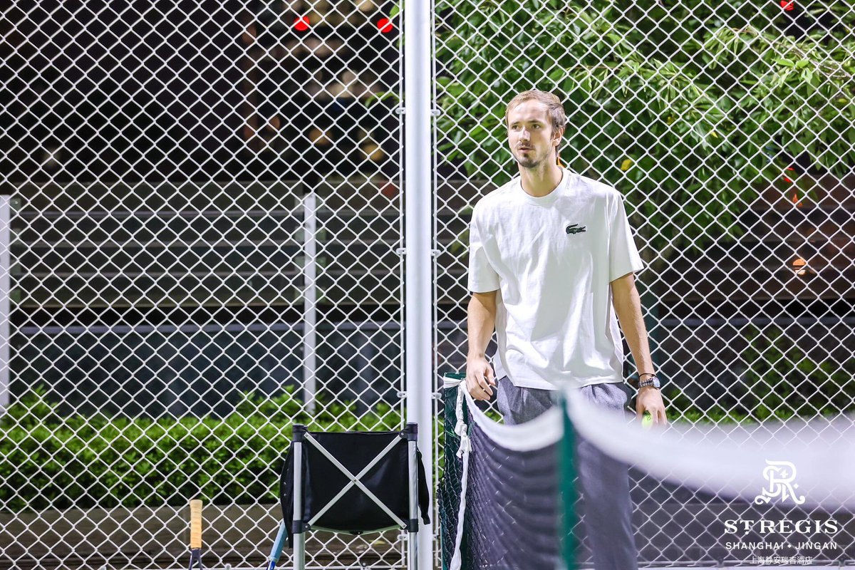 creeeeeeekld tweet media