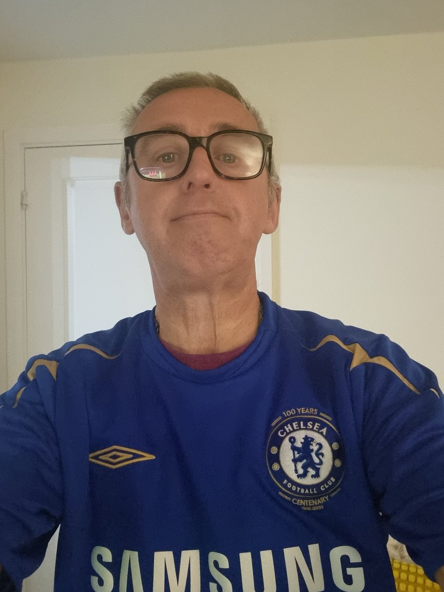 MarkTommostuff's tweet photo. Home from work. Just time to pull on a shirt & pull up a seat! C'mon you Blues! #kitcollab #ChePkk #Europaconferenceleague https://t.co/20TVeX8aaX