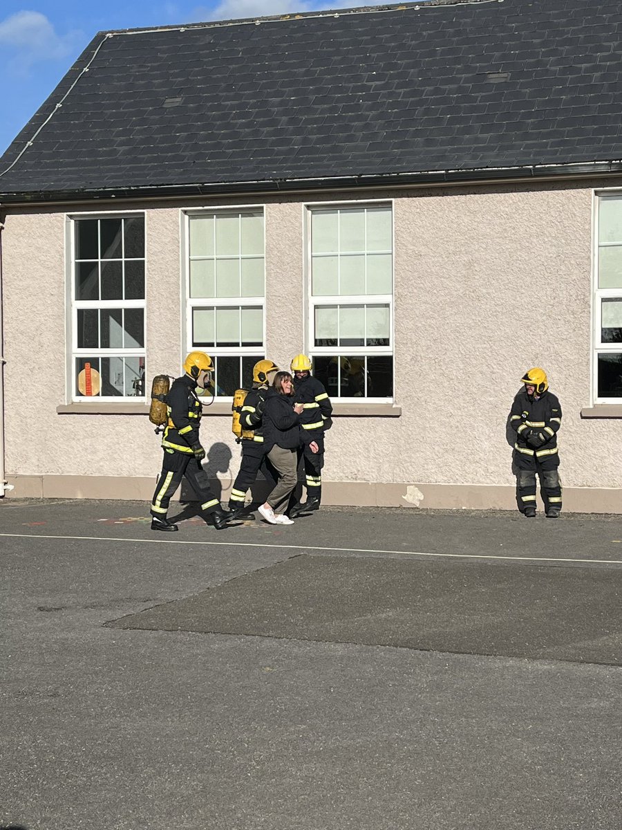 A big thank you to the Enniscorthy Fire Brigade for visiting us today as part of Fire Safety week 🚒We really enjoyed your chat with us about fire safety. It was great to get a real insight into the work of a 👨‍🚒👩‍🚒 <a href="/RathnureNS/">Rathnure NS</a> <a href="/wexfordcoco/">Wexford County Council</a>