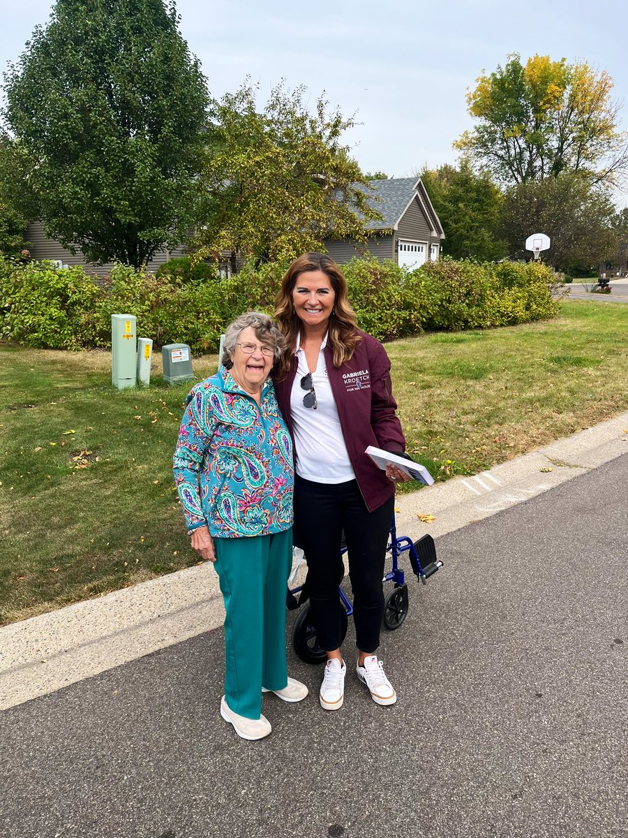 Gabriela Kroetch tweet media