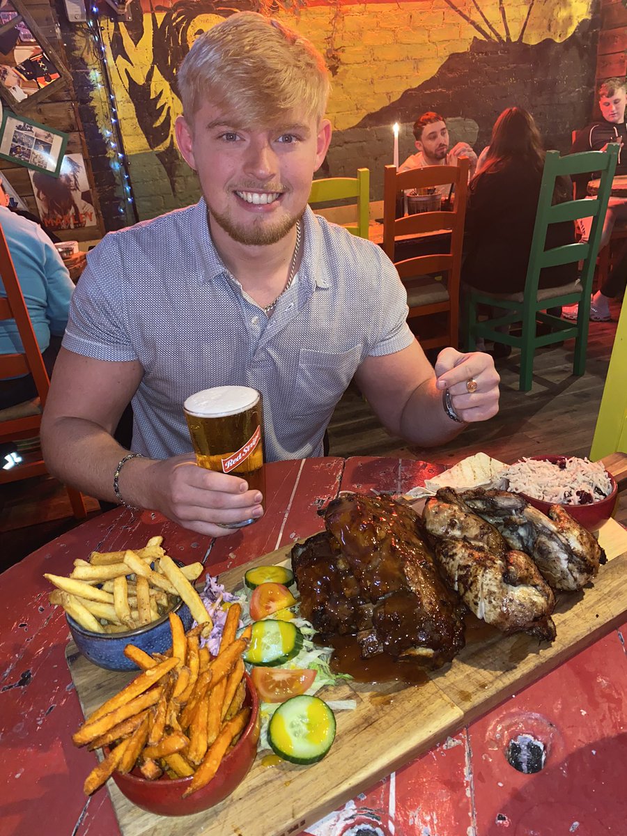 Bobbi Huyton tweet media