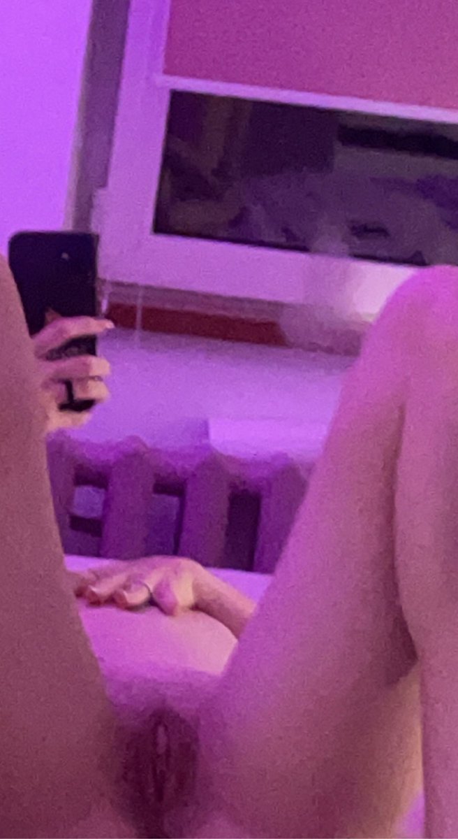 EmmaStoun818941's tweet photo. I have special offer , Who Will likes &amp; Retweets  I will send one free nudes #Horny #nude #sexting #cumtribute #tribute #dickrate #cocktribute #slut #cumslut #Nswf #daddy https://t.co/sZkEYedMef