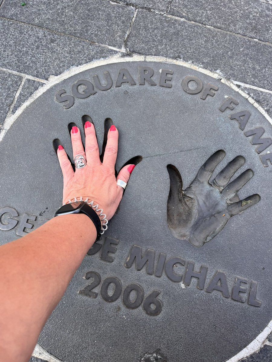 كيري kezyog tweet media