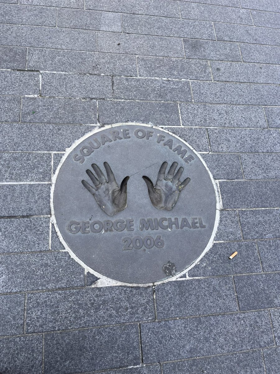 كيري kezyog tweet media