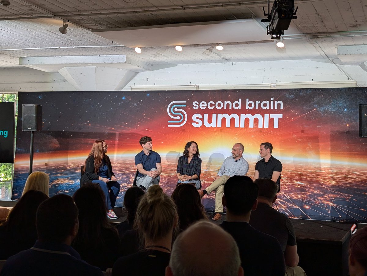D.T. (@thevidtedaldi) on Twitter photo What a start to <a href="/fortelabs/">Tiago Forte</a>' #secondbrainsummit, aka the MVS (Most Valuable Summit) of all in person events.
Great panel about #networked #notetaking.
Some great insights about associated encoding in human learning and networked approaches coming from <a href="/neuranne/">Anne-Laure Le Cunff</a>, and the bomb What a start to <a href="/fortelabs/">Tiago Forte</a>' #secondbrainsummit, aka the MVS (Most Valuable Summit) of all in person events.
Great panel about #networked #notetaking.
Some great insights about associated encoding in human learning and networked approaches coming from <a href="/neuranne/">Anne-Laure Le Cunff</a>, and the bomb