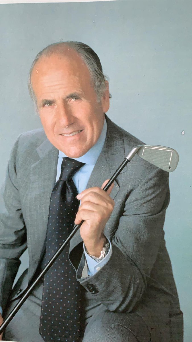 È un dolore profondissimo, non perdo solo un amico vero, ma un fratello maggiore, una persona speciale che non mi ha fatto mai mancare il suo sostegno e la sua leggendaria, affettuosa complicità. Abbiamo condiviso e affrontato insieme, dal primo istante, tante sfide in nome della