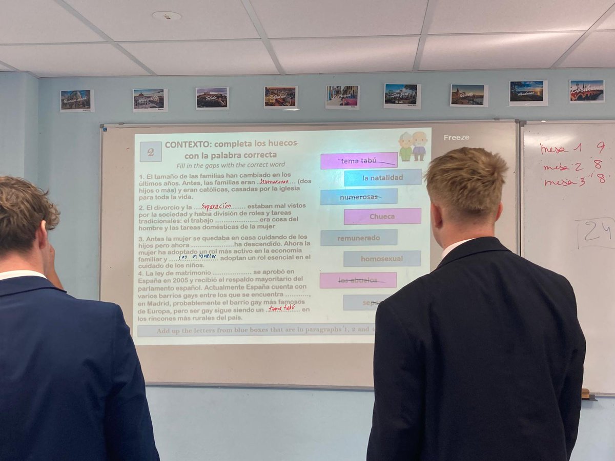 L6th Spanish class #KSBSpanish #KSBSixthForm working on their Escape the Room activity to consolidate their knowledge on the family topic. Grammar, vocabulary, reading comprehension &amp; maths are essential for this. A real team effort! #KSBQuality  #KSBAmbitious <a href="/KingsBruton/">King's Bruton</a>