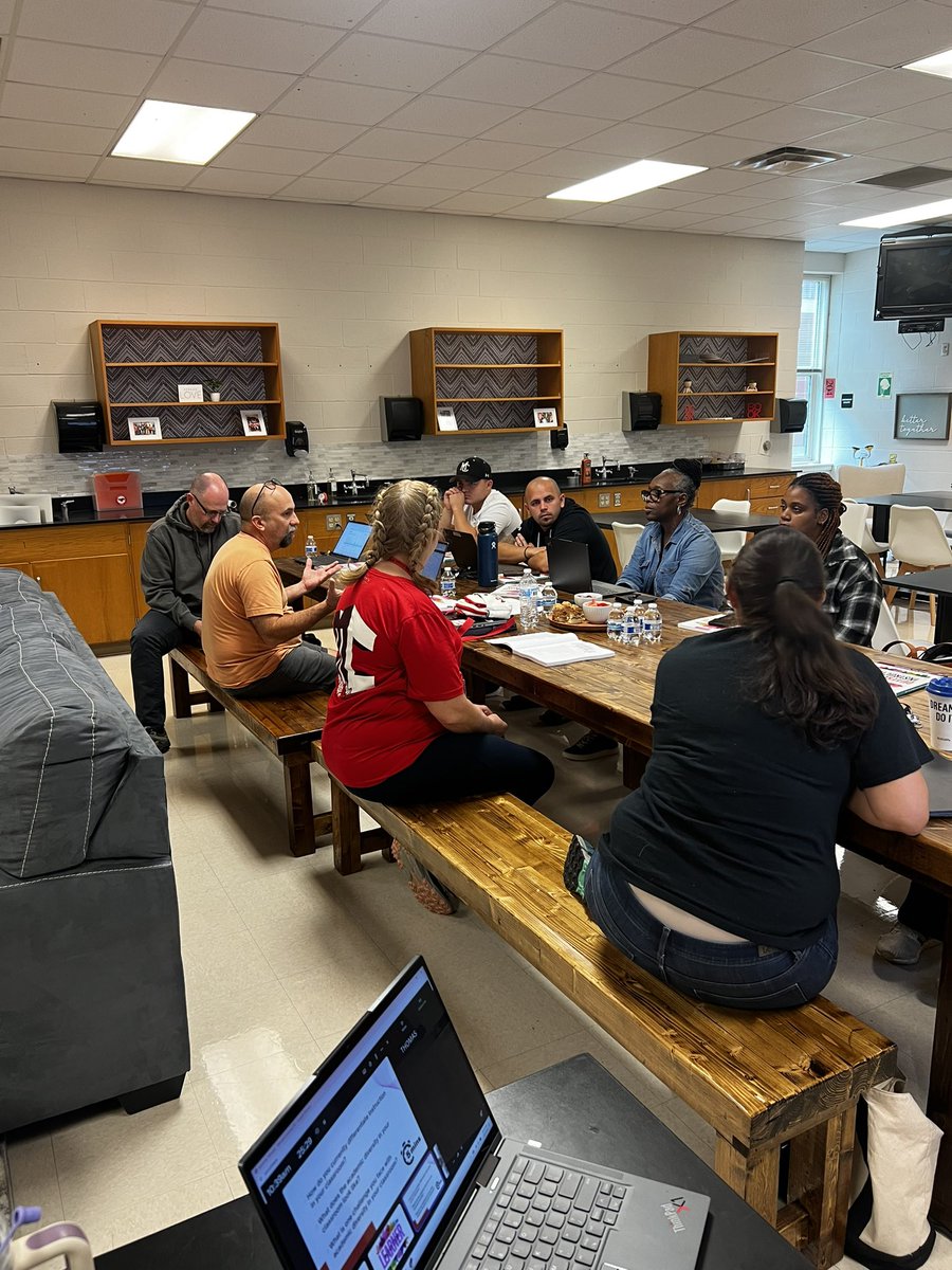 LMegronigle's tweet image. Today was a great day of PD in the #STRONGStable @mchsmustangs - data dive in PLCs, technology, blended, canvas, co-teaching.  It was #ExcellenceInAction ❤️