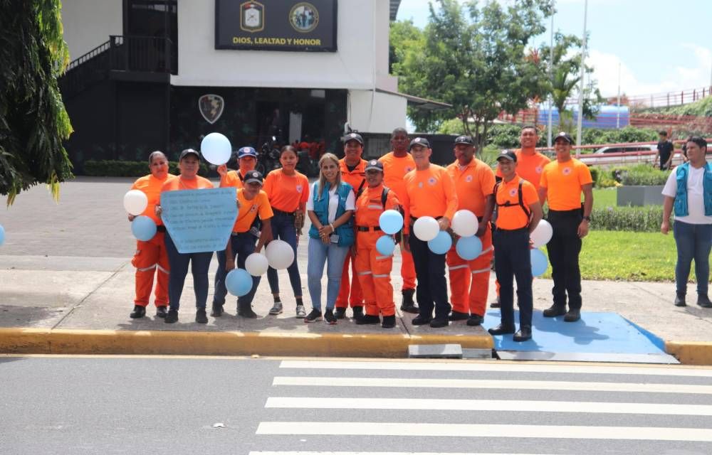 elsiglodigital's tweet image. Aldeas Infantiles realiza cadena humana para promover los derechos de la infancia elsiglo.com.pa/panama/naciona…
#ESHechos