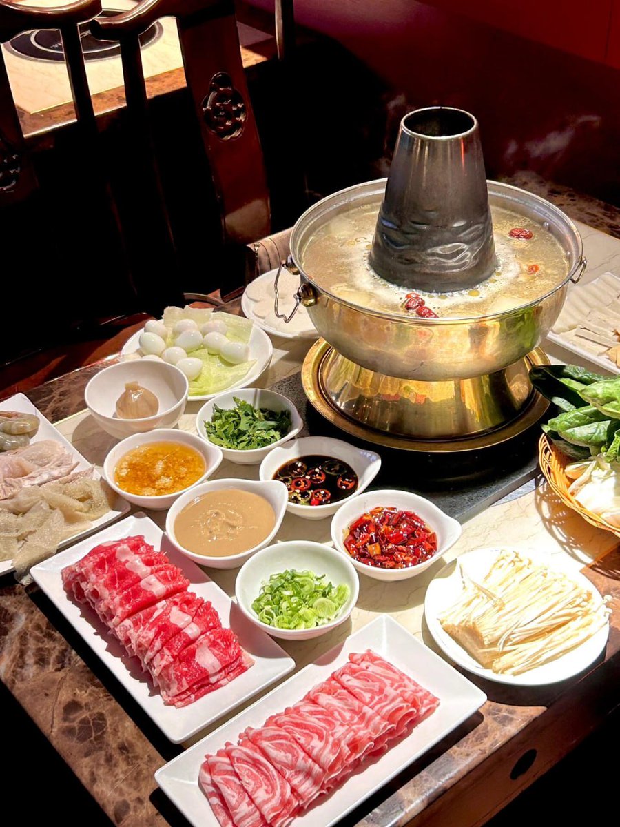 Easyaccess120's tweet photo. After leaving work, I ate hot-pot at a Beijing-style hot-pot shop in China Town with my colleagues. https://t.co/zxBdVHqcia