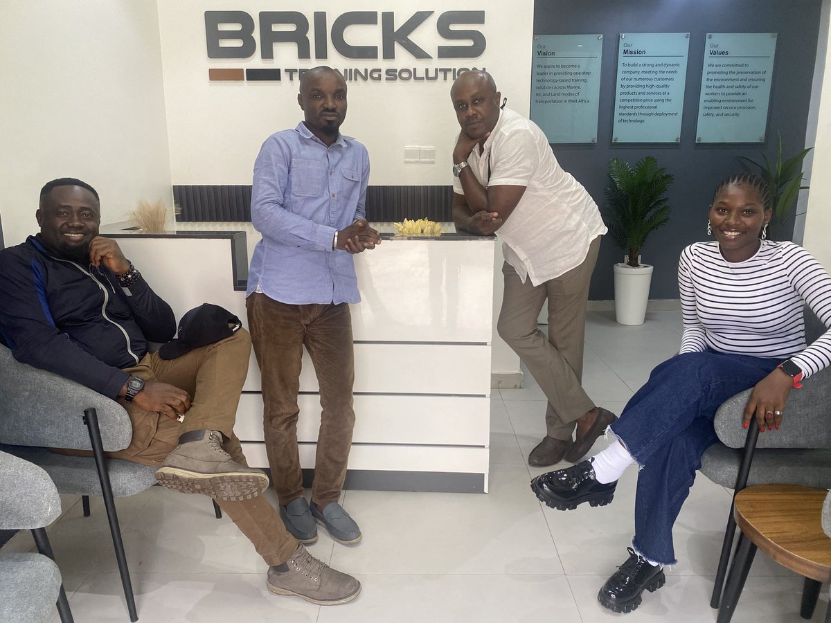 BricksBTS's tweet image. Day 1 of our PFSO training at Bricks Training Solution (BTS) with our Participants.

Diving into the world of safety and security!

Don’t miss out on the next training!!!

#PFSO #Maritime #Training #Security