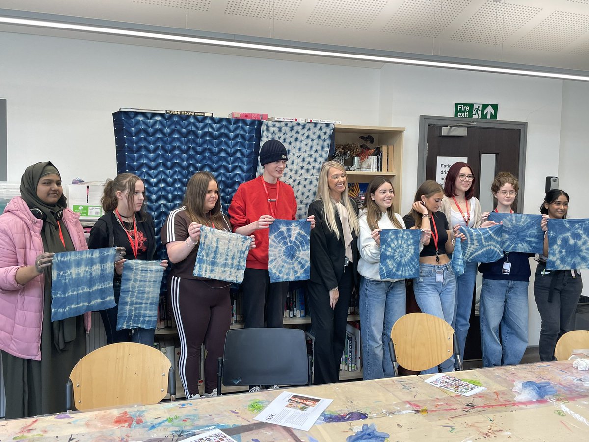 Carry Somers (@carrysomers) on Twitter photo What an amazing Leek Textile Week, with 55 events related to the town’s textile heritage. Thank you to all of our artists, volunteers, steering committee and visitors, and of course our funders, who supported League of Artists to bring this to life! <a href="/ace_national/">Arts Council England</a> What an amazing Leek Textile Week, with 55 events related to the town’s textile heritage. Thank you to all of our artists, volunteers, steering committee and visitors, and of course our funders, who supported League of Artists to bring this to life! <a href="/ace_national/">Arts Council England</a>