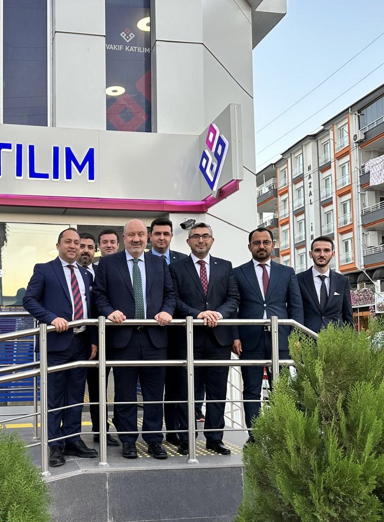 Genel Müdürümüz Sn. Mehmet Ali Akben Bey şubemizi ziyaret ettiler, nazik ziyaretleri ve tecrübe aktarımlarından dolayı teşekkür ederiz.
vakıfkatıkım
#biz