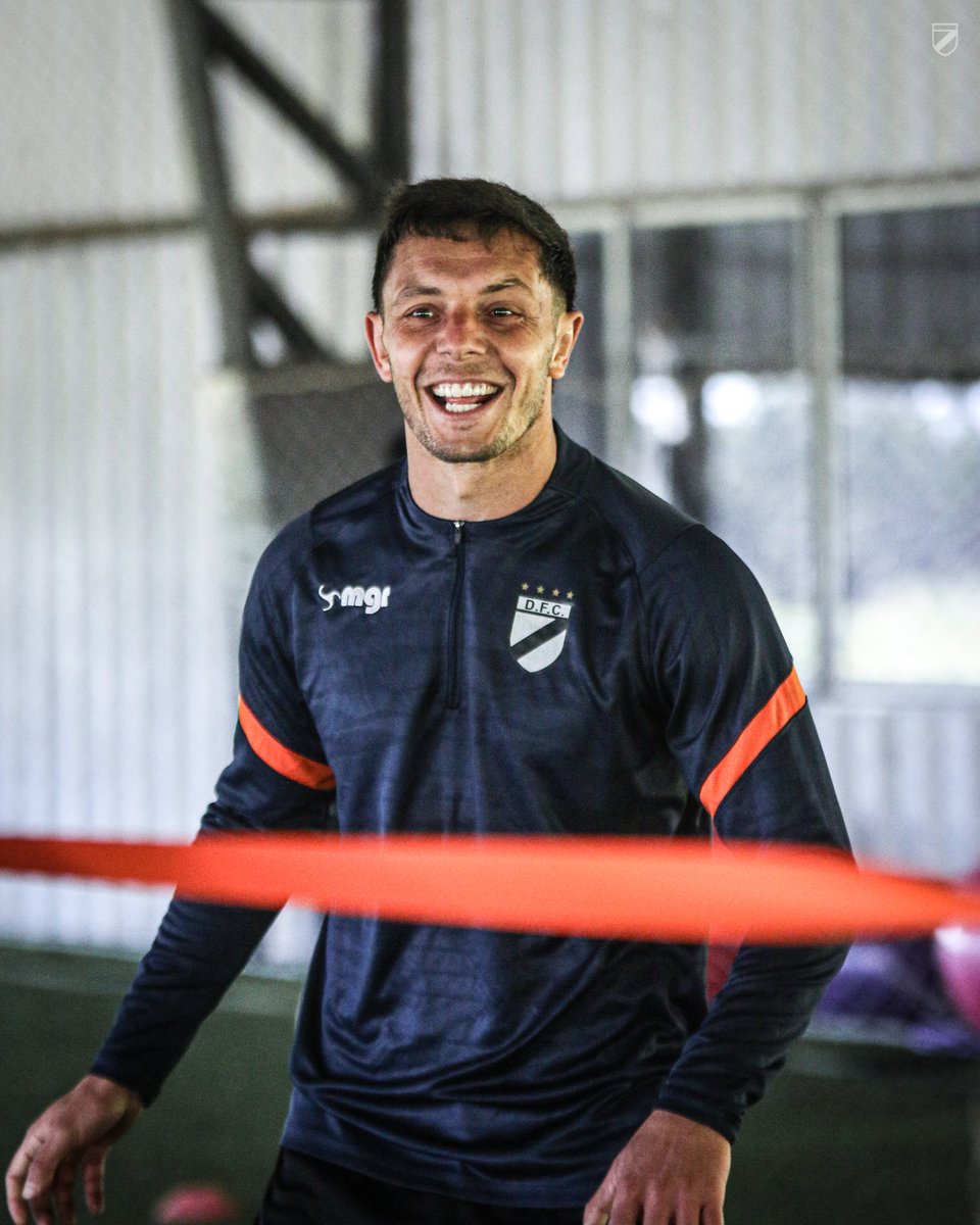 😅 𝐂𝐨𝐦𝐩𝐞𝐭𝐢𝐭𝐢𝐯𝐨 𝐞𝐥 𝐥𝐨𝐤𝐨

👏🏻 <a href="/GuilleFratta/">Guillermo Fratta</a>