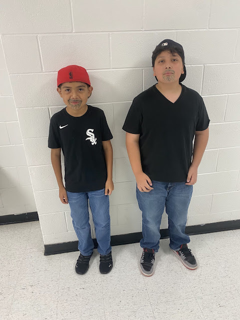 HarvardJrHigh's tweet photo. Everyone was seeing double at Harvard Junior High today during TWIN DAY! Homecoming Week Day 4- 2024 

#harvardrising #jrhornetsrising #cusd50 @cusd50 @HarvardD50 #HJH https://t.co/6ppUnczq4A