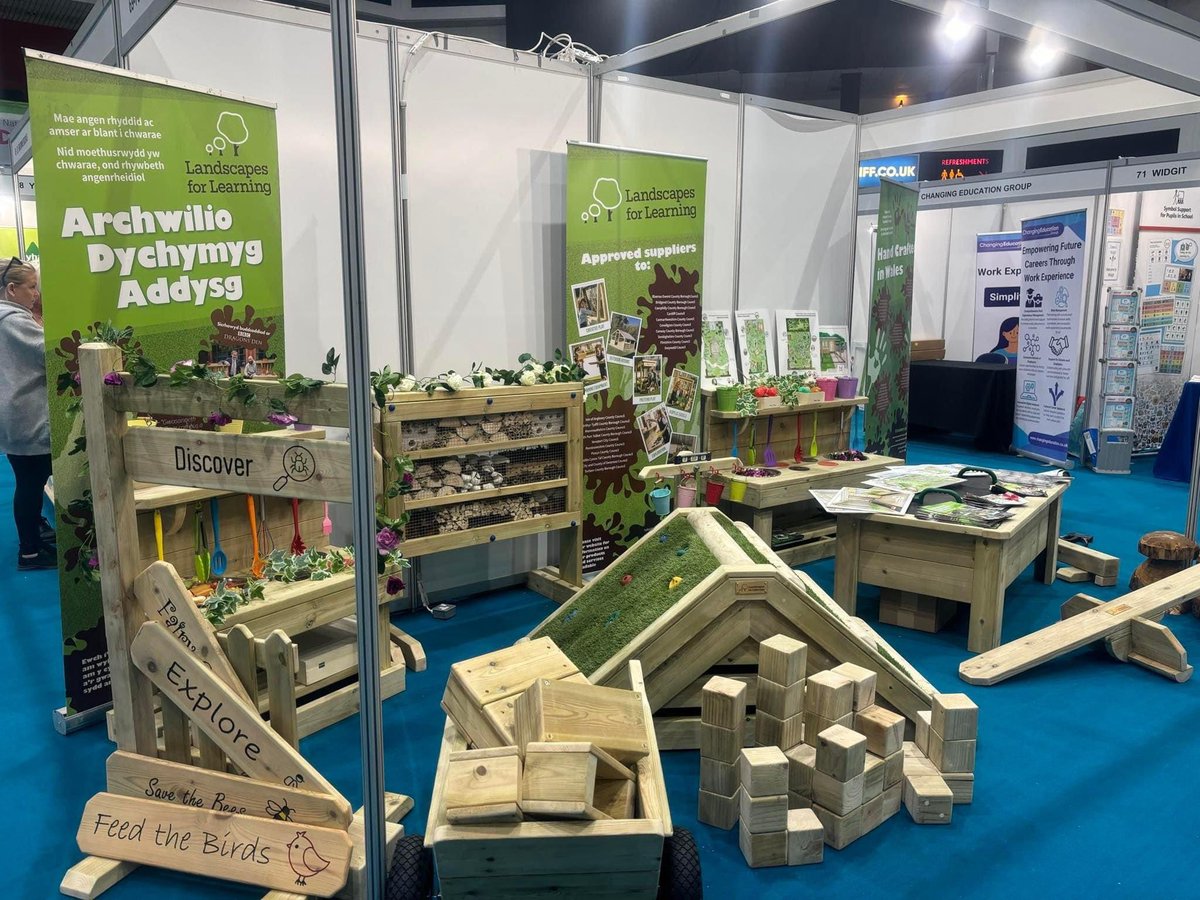 landscapes4lrn's tweet photo. All set for the national education show in Cardiff tomorrow should be a great day.
#nationaleducationshow #landscapesforlearning #education #outdoorplay #eyfs #earlyyears #learningoutdoors #fun #primary https://t.co/0so8UgGkSV