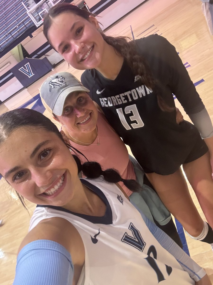 Great weekend when you get to see former Fillies and your daughter!💕🏐<a href="/gwenadler15/">Gwen Adler</a> <a href="/BerkeleyPloder/">Berkeley Ploder</a> <a href="/tjakubowski12/">taylor jakubowski</a> <a href="/illprepvb/">Illprepvb.com</a> <a href="/IVCAcoaches/">Illinois Volleyball Coaches Association</a> <a href="/BHS220Athletics/">BarringtonAthletics</a>