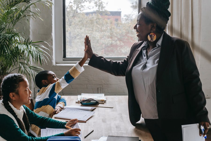 Dr. Joy Lawson Davis discusses why culturally responsive teaching is so important for gifted learners in this article from the SENG library: ow.ly/bycK50Nl5qW