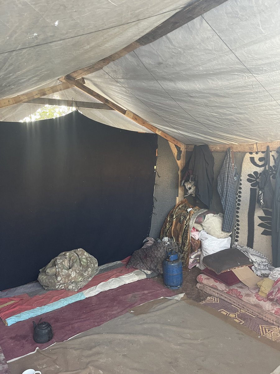 in_mosab's tweet image. Peace be upon you, may God bless you all
I am Musab Talal Atallah from Gaza
I want you to stand by my side. Yesterday it rained and we were drowned in water. I want to get a cover for the tent. Please help me and do not be stingy with your support. ππππ΅πΈ