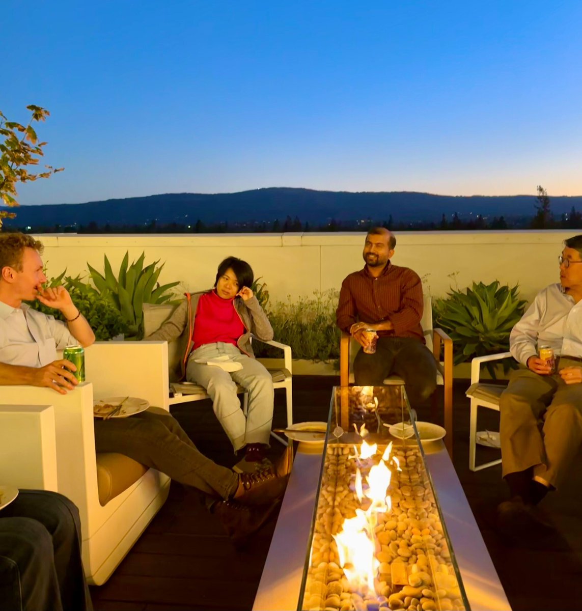 Thank you to everyone who joined us for last week's event in Mountain View!

We had an inspiring evening learning from Sam McClure. His insights on navigating legal challenges were invaluable.

Want to join us next time? Learn more: hubs.la/Q02S3Z9b0

#tech #startups