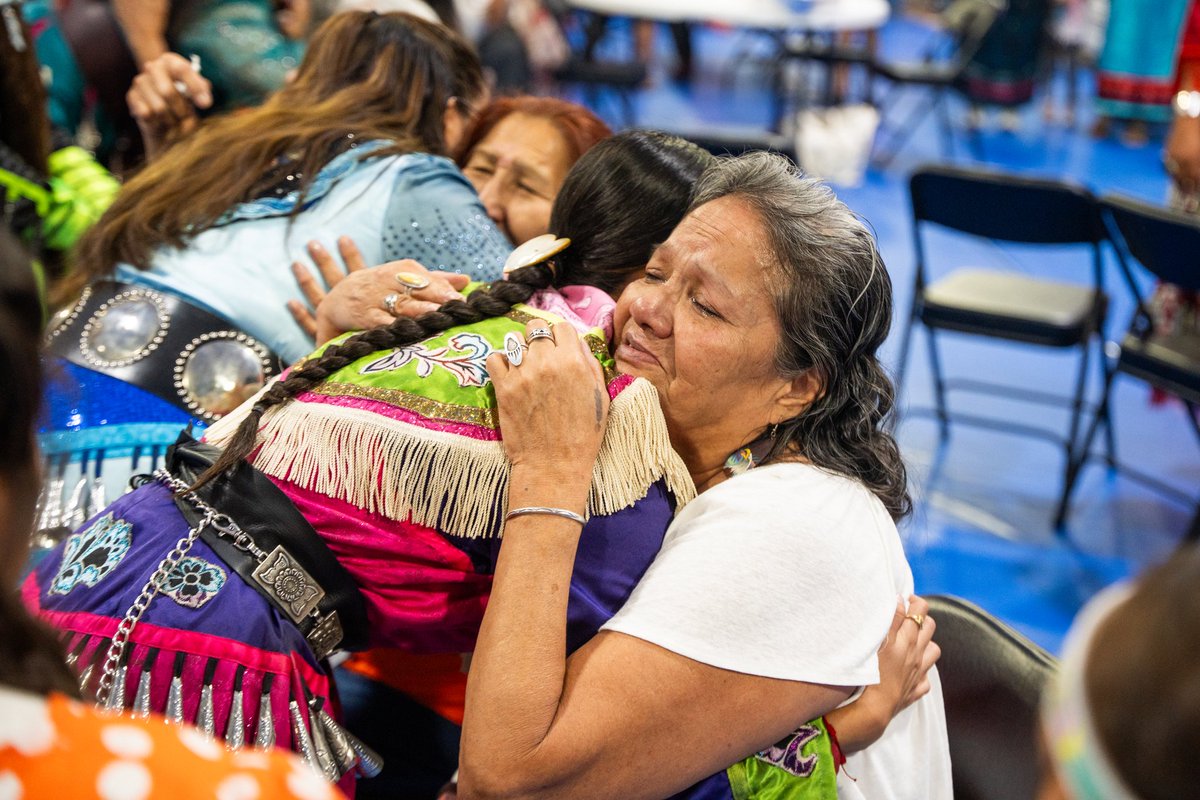 HumanizingStory's tweet image. The Denver Indian Center on September 30th held an event for #orangeshirtday to honor all those that were taken by boarding schools, those that survived and those that didn't. #everychildmatters #boardingschool #INDIGENOUS