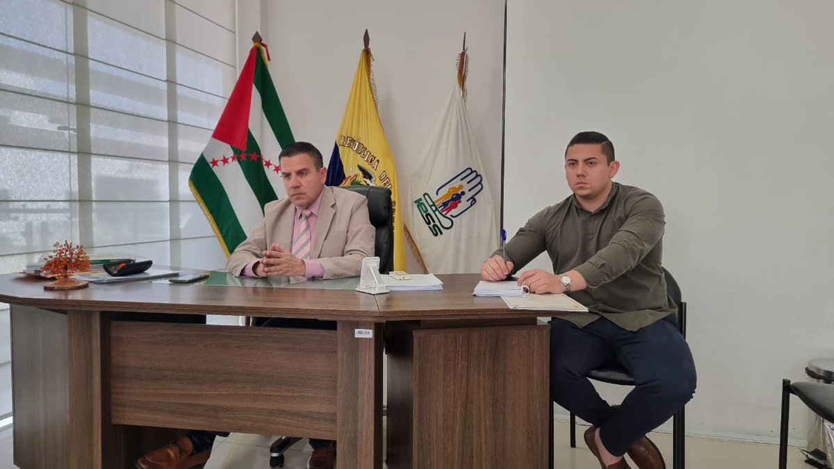 IESS_Manabi's tweet photo. #IESSteInforma | Trabajamos en beneficio de nuestros jubilados. @angelgm67, director del @IESS_Manabi, mantuvo una mesa técnica con la Federación Provincial de Jubilados, Adultos Mayores y Pensionistas del IESS Manabí para fortalecer los servicios de salud. 🏥 https://t.co/cMxWLKXWxG