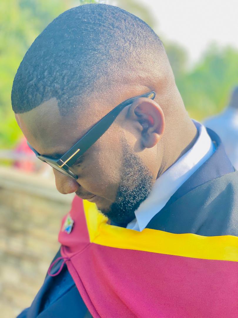 Alex_Ngeze's tweet image. &quot;So grateful for this milestone. Thank you to everyone who supported me along the way”

#classof2024
#miningengineer