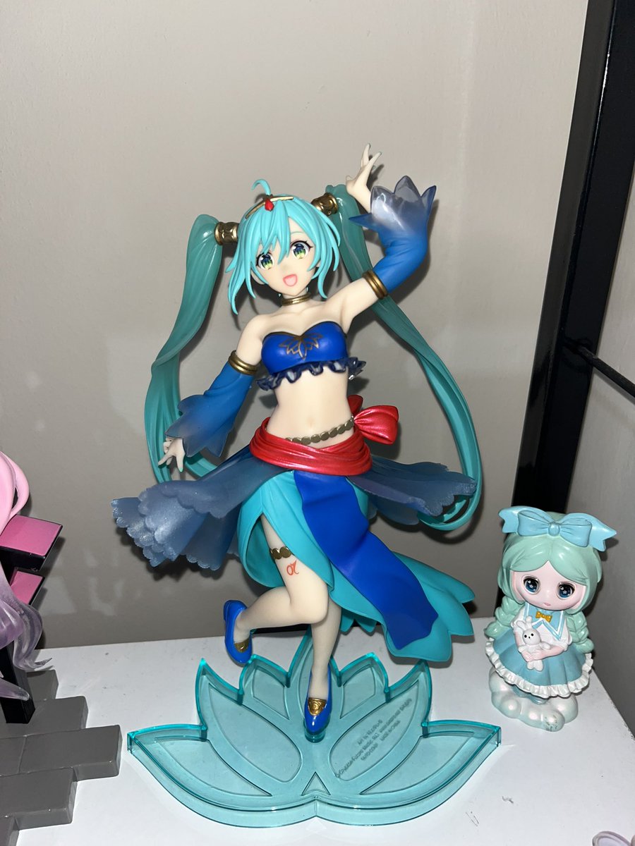 cleo 💫 (@monceox) on Twitter photo Vocaloid Figür Satış 💫
Miku Arabian Princess figür. Yıllar önce Japonya’dan aldım. Daha yeni sergilemek için açtım. Sadece kutusu hasarlı figürde hasar yok.
1450₺
<a href="/bujosatis/">⊹ bujo ürünleri satış/go! 🐰</a> <a href="/bujo_sell/">bujo sell</a> <a href="/bujo_go/">Bujo ürünleri Go/satış</a> <a href="/randombujo/">bujopot ⭐️ 🫖</a> <a href="/bujoshoptr/">Bujo Shop 📔/ satış tweetlerinize etkiletlemeyin</a> Vocaloid Figür Satış 💫
Miku Arabian Princess figür. Yıllar önce Japonya’dan aldım. Daha yeni sergilemek için açtım. Sadece kutusu hasarlı figürde hasar yok.
1450₺
<a href="/bujosatis/">⊹ bujo ürünleri satış/go! 🐰</a> <a href="/bujo_sell/">bujo sell</a> <a href="/bujo_go/">Bujo ürünleri Go/satış</a> <a href="/randombujo/">bujopot ⭐️ 🫖</a> <a href="/bujoshoptr/">Bujo Shop 📔/ satış tweetlerinize etkiletlemeyin</a>