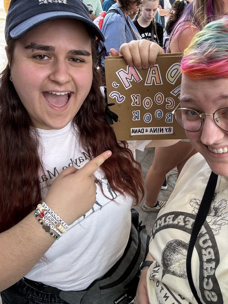 Nina ¨̮ tweet media