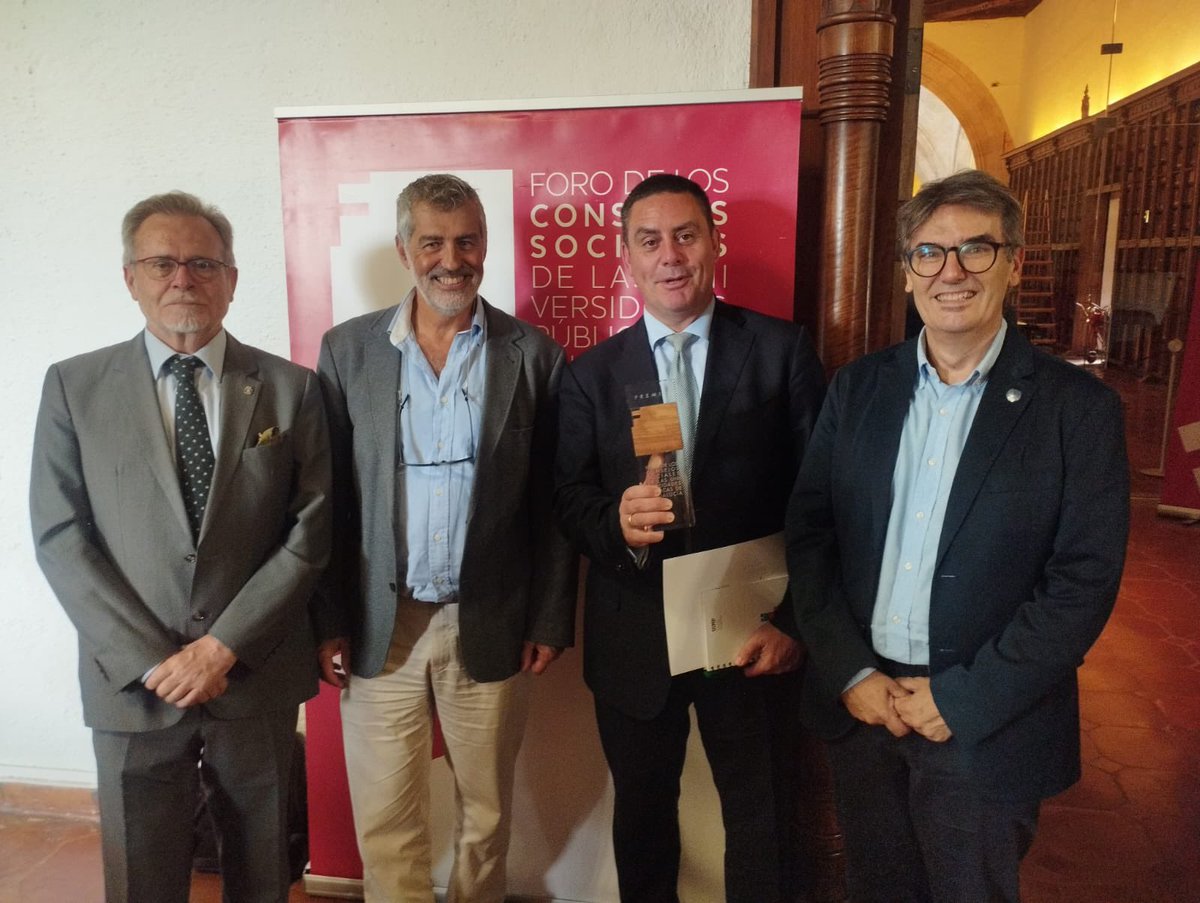INNOVA IRV (@innovairv) on Twitter photo Innova IRV premiada en la XII edición de los Premios de Implicación Social del Foro de los Consejos Sociales de Andalucía. Nuestro presidente, <a href="/EzequielPremo/">Ezequiel Navarro</a>, ha recogido este reconocimiento hoy en #Granada Innova IRV premiada en la XII edición de los Premios de Implicación Social del Foro de los Consejos Sociales de Andalucía. Nuestro presidente, <a href="/EzequielPremo/">Ezequiel Navarro</a>, ha recogido este reconocimiento hoy en #Granada