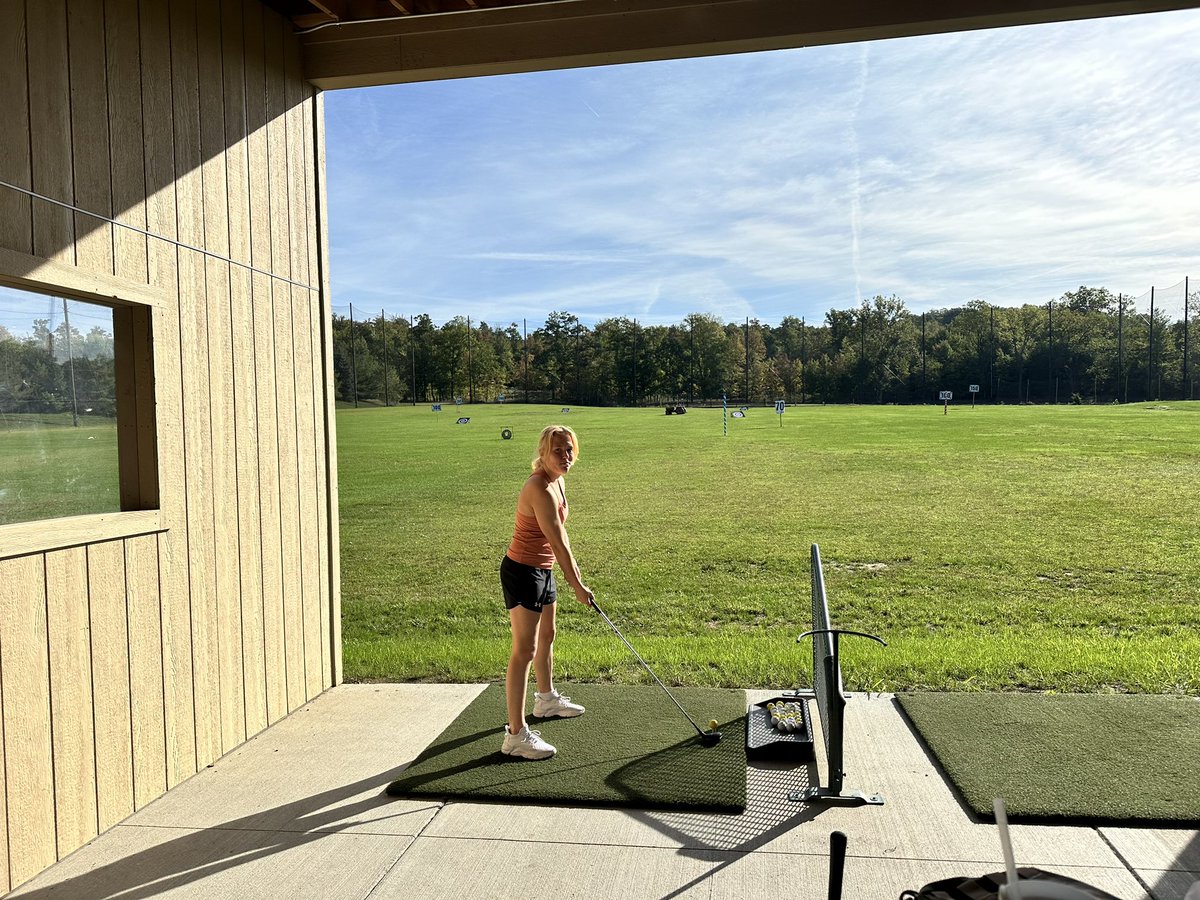 MARIA (@marstar21) on Twitter photo First PE field trip in the books! The Ss were amazingly well behaved and had a blast at Mr. Divots. So grateful <a href="/bbhmsbees/">BBHMS Bees</a> gave us this opportunity to take 8tj graders currently in PE! #shapePhysEd First PE field trip in the books! The Ss were amazingly well behaved and had a blast at Mr. Divots. So grateful <a href="/bbhmsbees/">BBHMS Bees</a> gave us this opportunity to take 8tj graders currently in PE! #shapePhysEd