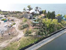 Penalosa_G's tweet photo. Sad! Over 800 trees are being cut, mafia style, began at night, dark, no people watching.
Who's responsible? Agree 100% with Alex: "@fordnation is responsible, with the collaboration of @UrbStrat @DiamondSchmitt @Studiotla" many civic & poli 'leaders' whose silence spoke loudly! https://t.co/4vhryU8O3H