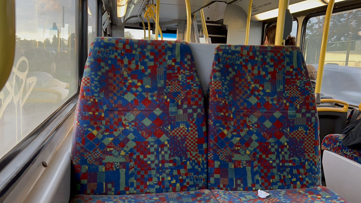 Redline Buses Volvo B7TL (Plaxton President) Y703 TGH, PVL230