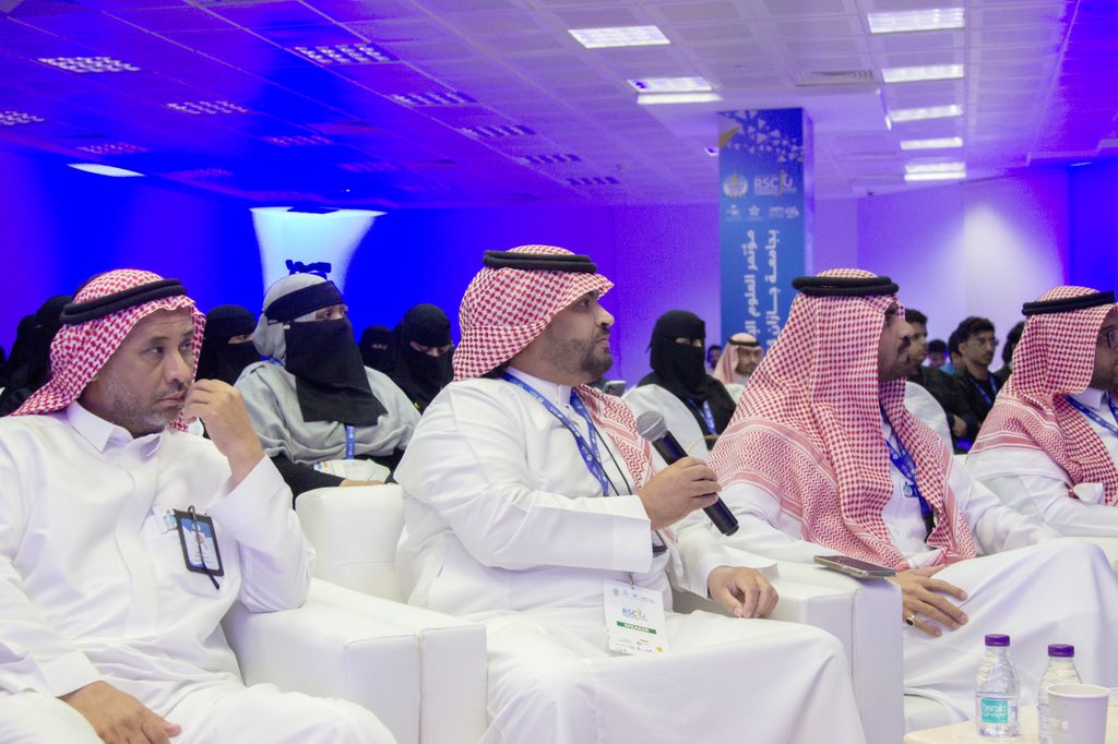 علي فقيهي tweet media