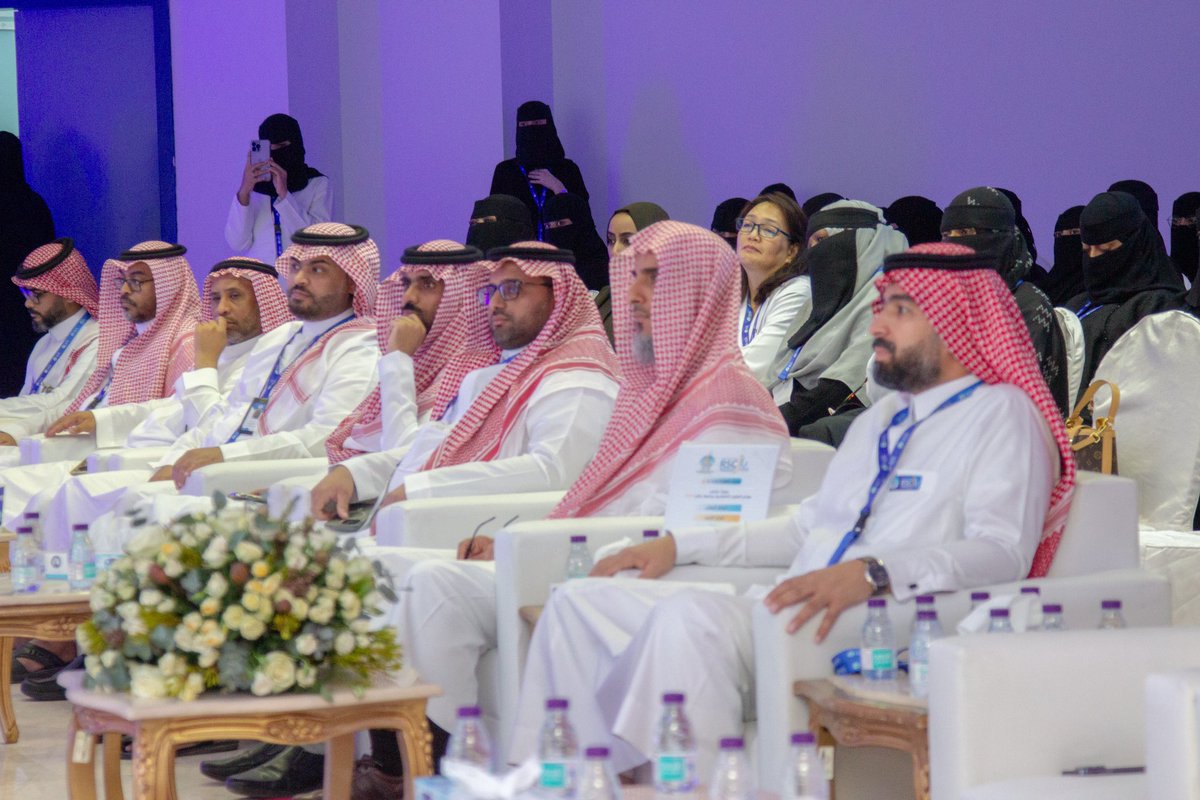 علي فقيهي tweet media